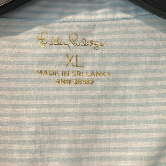 NWT Lilly Pulitzer Sea View Button Down - Picture 2 of 4